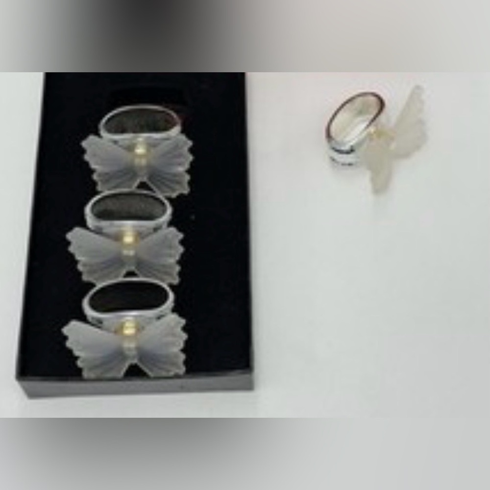 Elegant Butterfly Napkin Rings Set